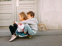 Children's canvas shoes