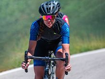 Women's vests and sleeveless jackets