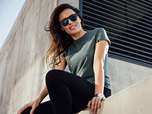 Women's short-sleeve T-shirts