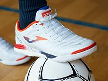 Indoor football boots