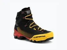 Hiking and trekking footwear